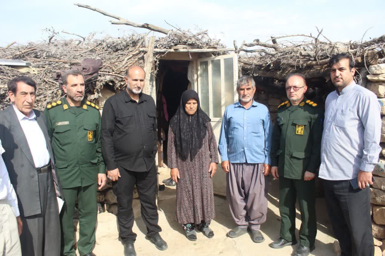 تجلیل از ایثار عشایر لرستان؛ دیدار رئیس سازمان بسیج جامعه عشایری با خانواده شهیدان سردار مصطفی میر رضایی و محمد رحیم میر